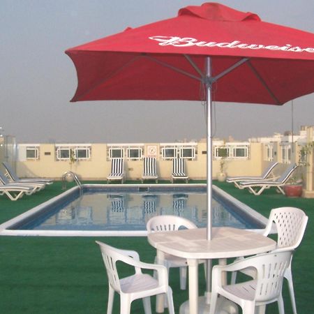 Benta Grand Hotel Llc Dubai Exterior foto