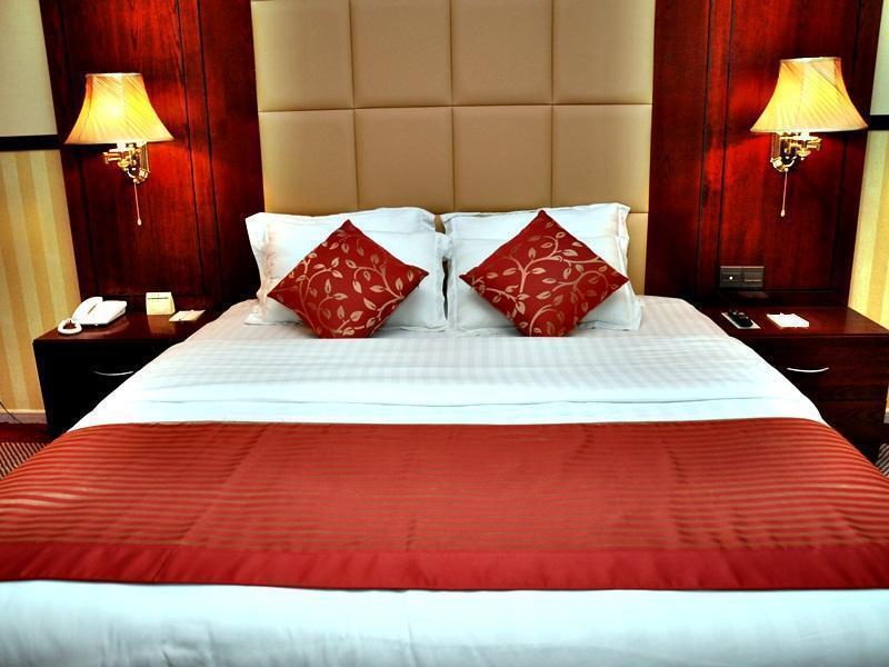 Benta Grand Hotel Llc Dubai Exterior foto