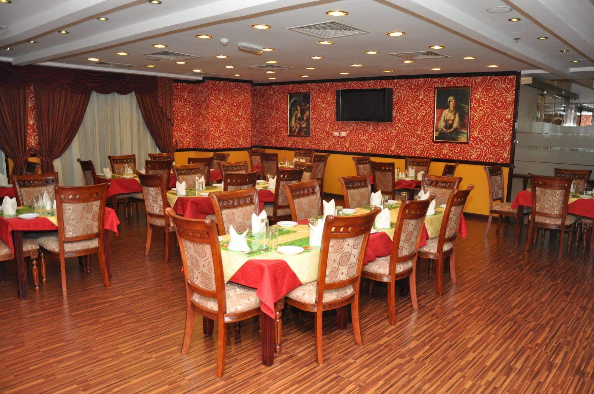 Benta Grand Hotel Llc Dubai Exterior foto