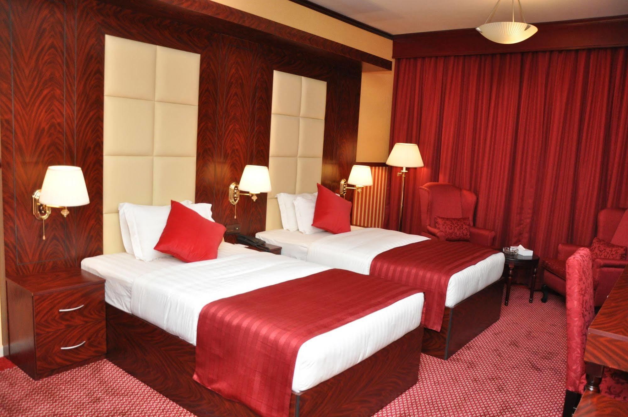 Benta Grand Hotel Llc Dubai Exterior foto